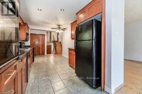 87 SECORD AVENUE