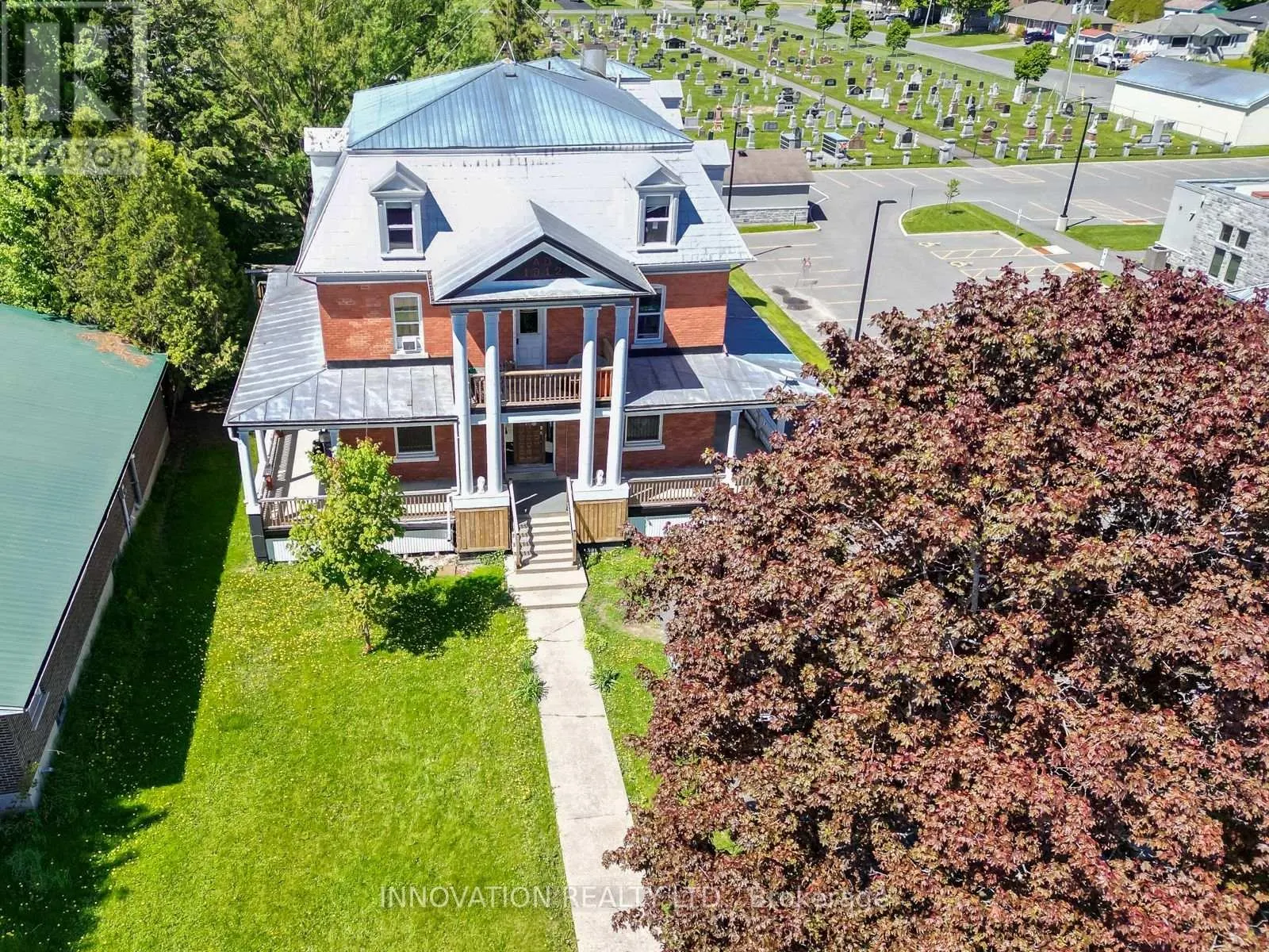 4550 STE-CATHERINE STREET