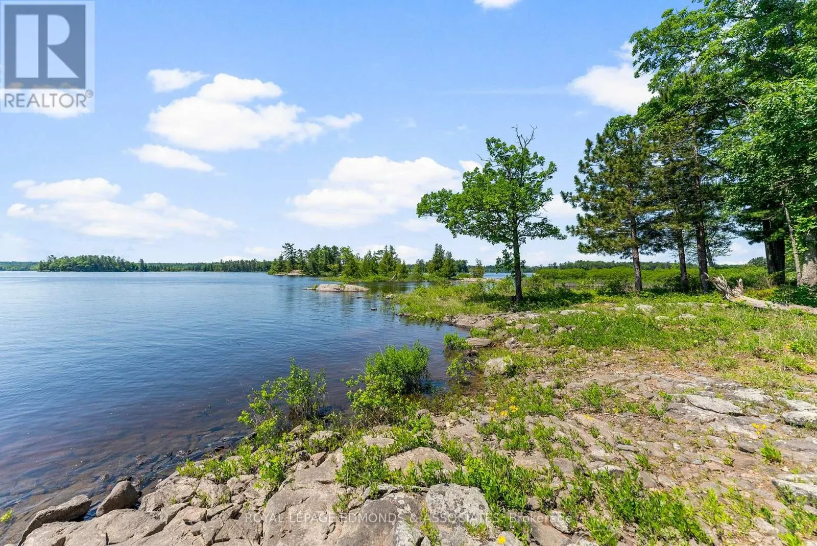 0 RIDDELL ISLAND
