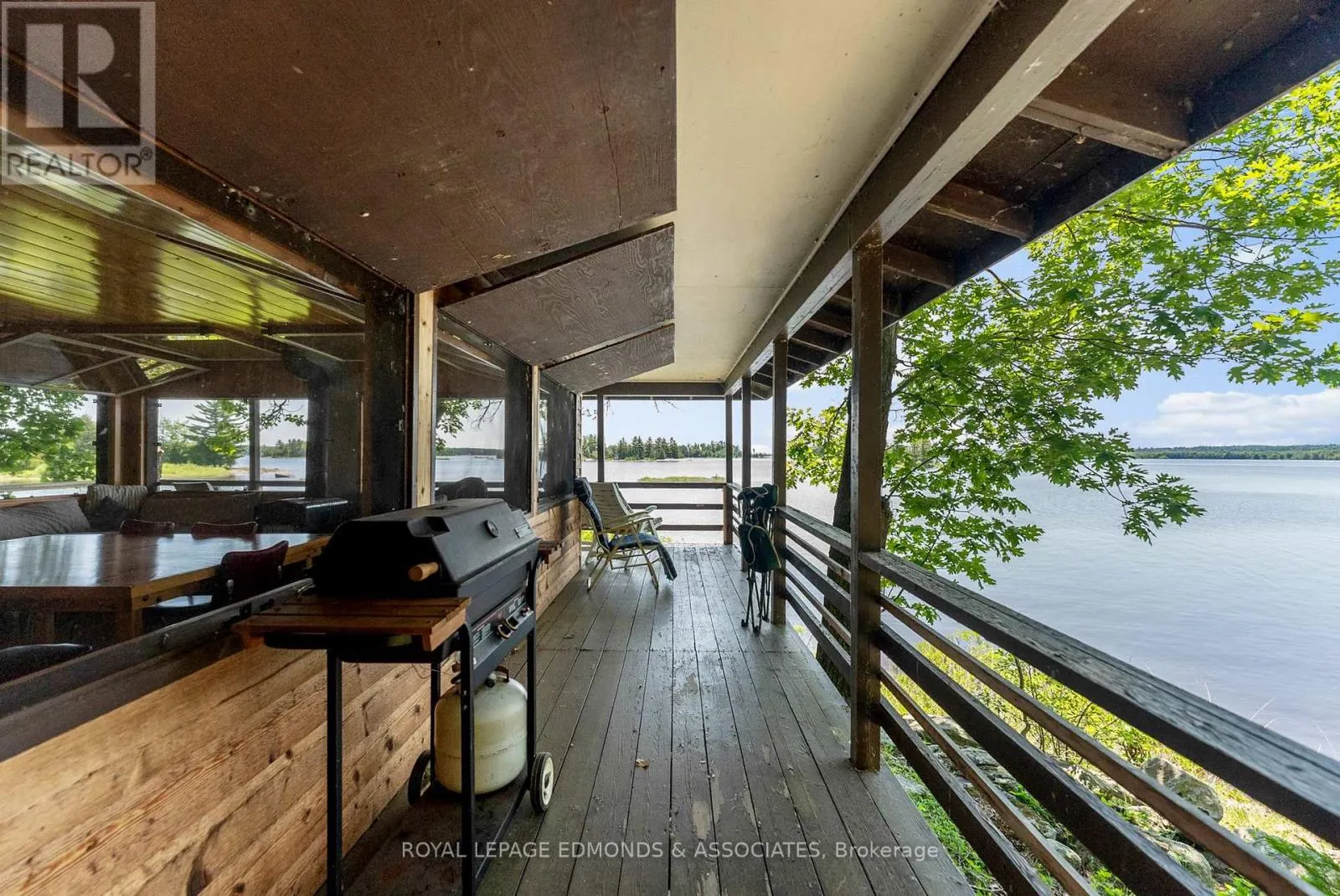 0 RIDDELL ISLAND