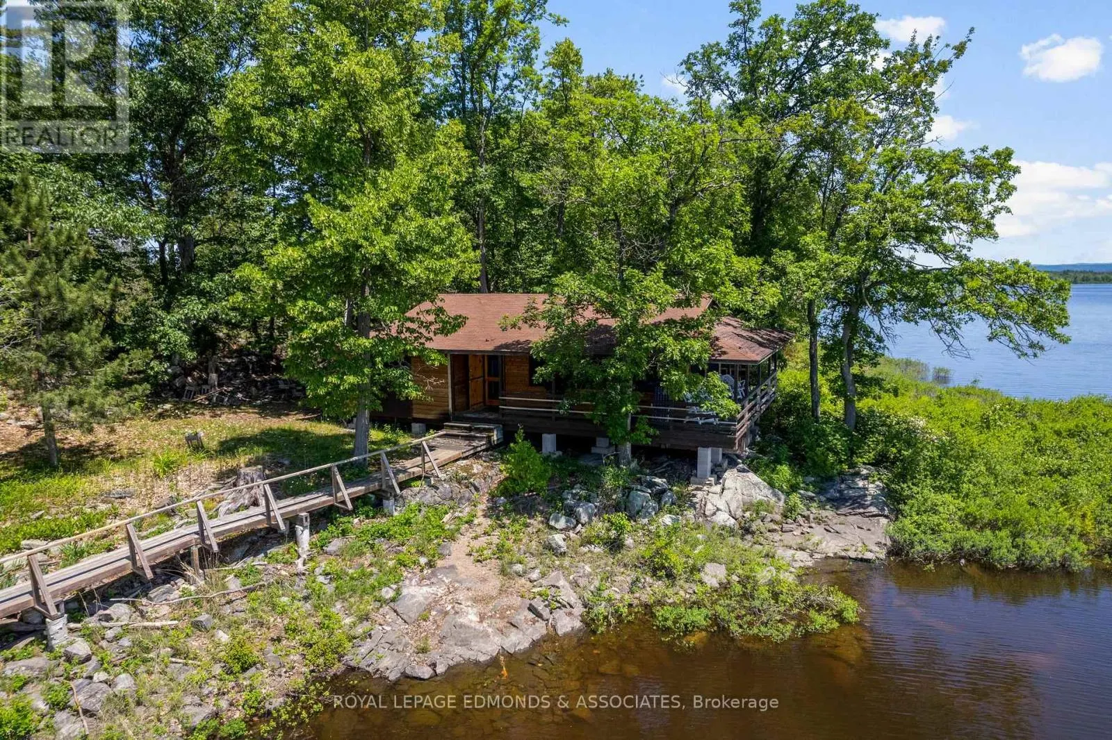 0 RIDDELL ISLAND