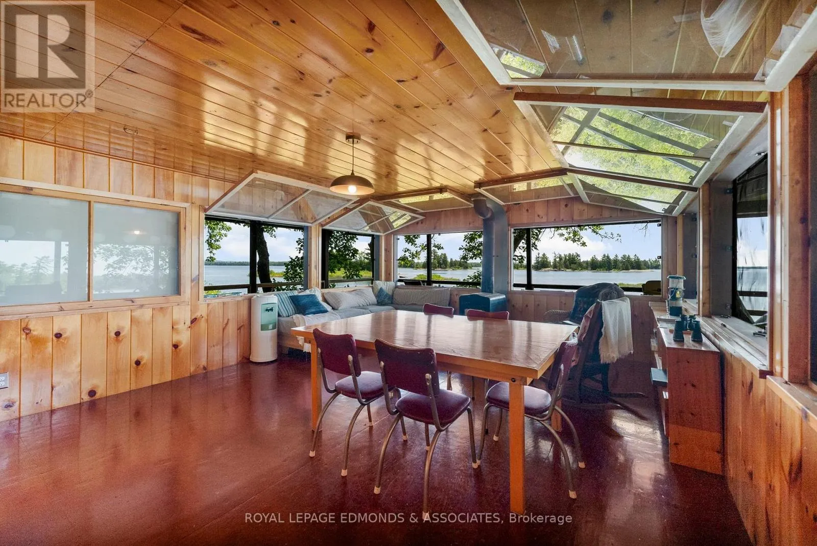 0 RIDDELL ISLAND