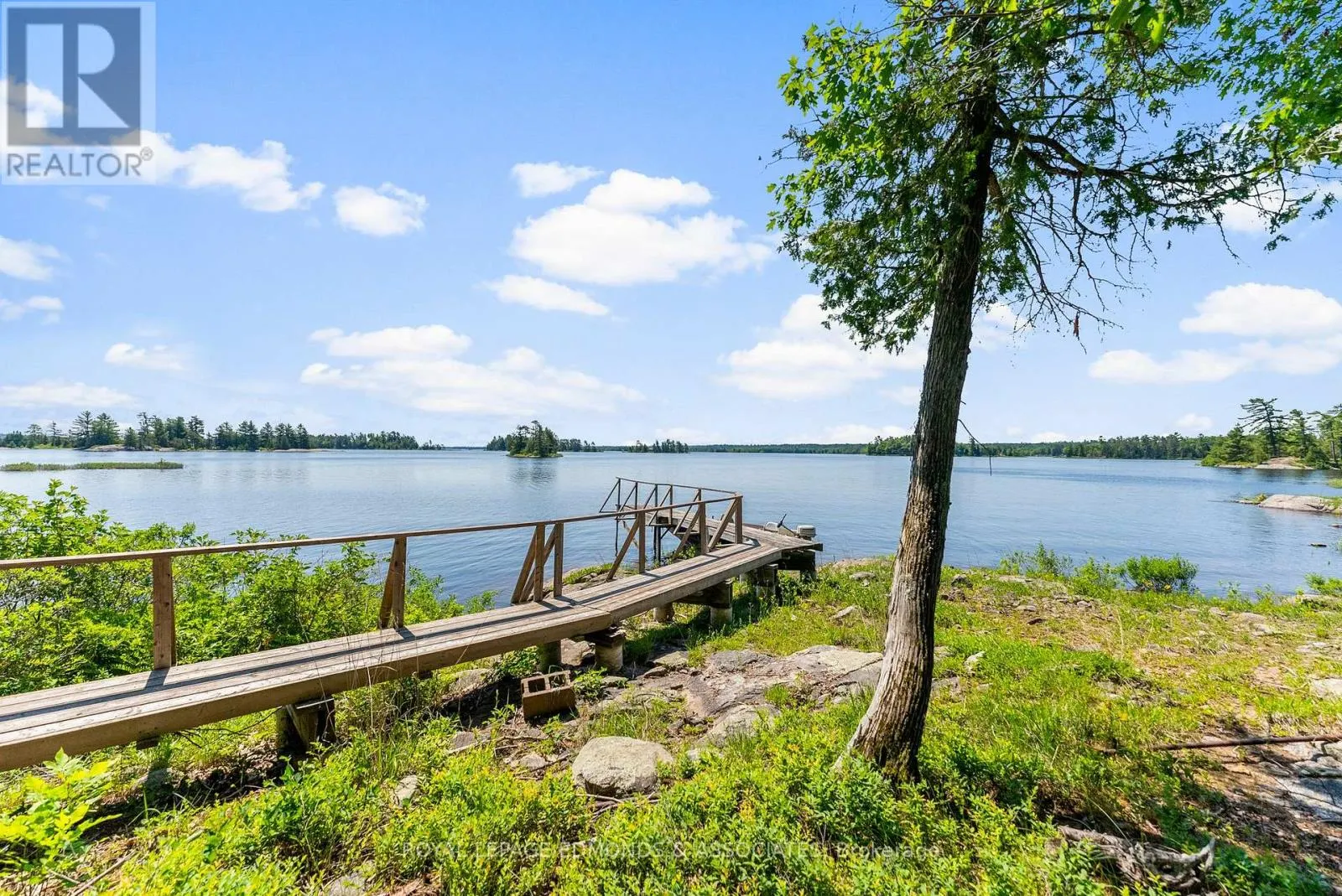 0 RIDDELL ISLAND
