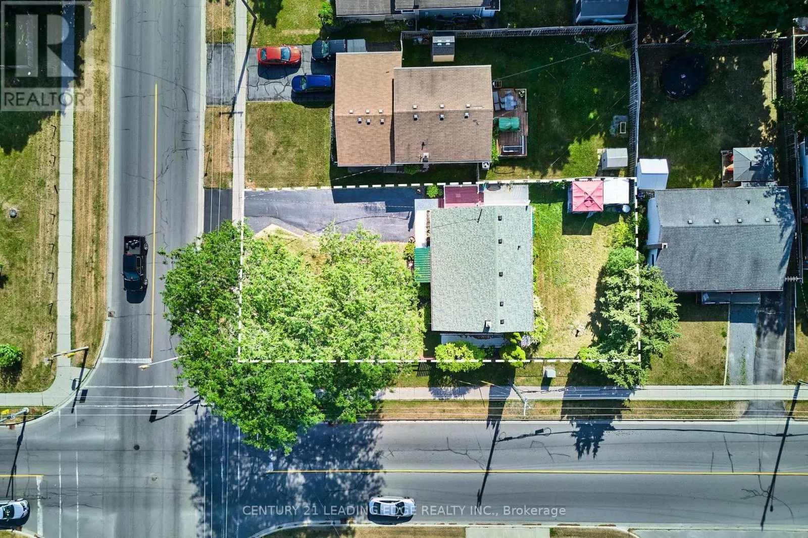 472 VICTORIA AVENUE