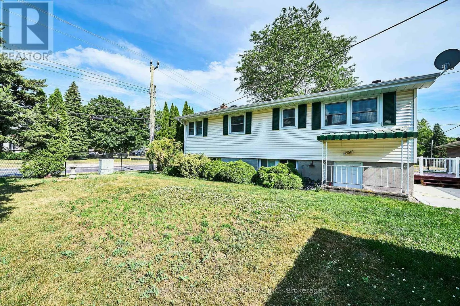 472 VICTORIA AVENUE