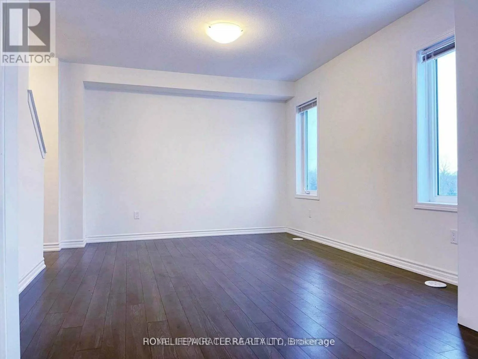 127 - 540 GOLDENROD LANE