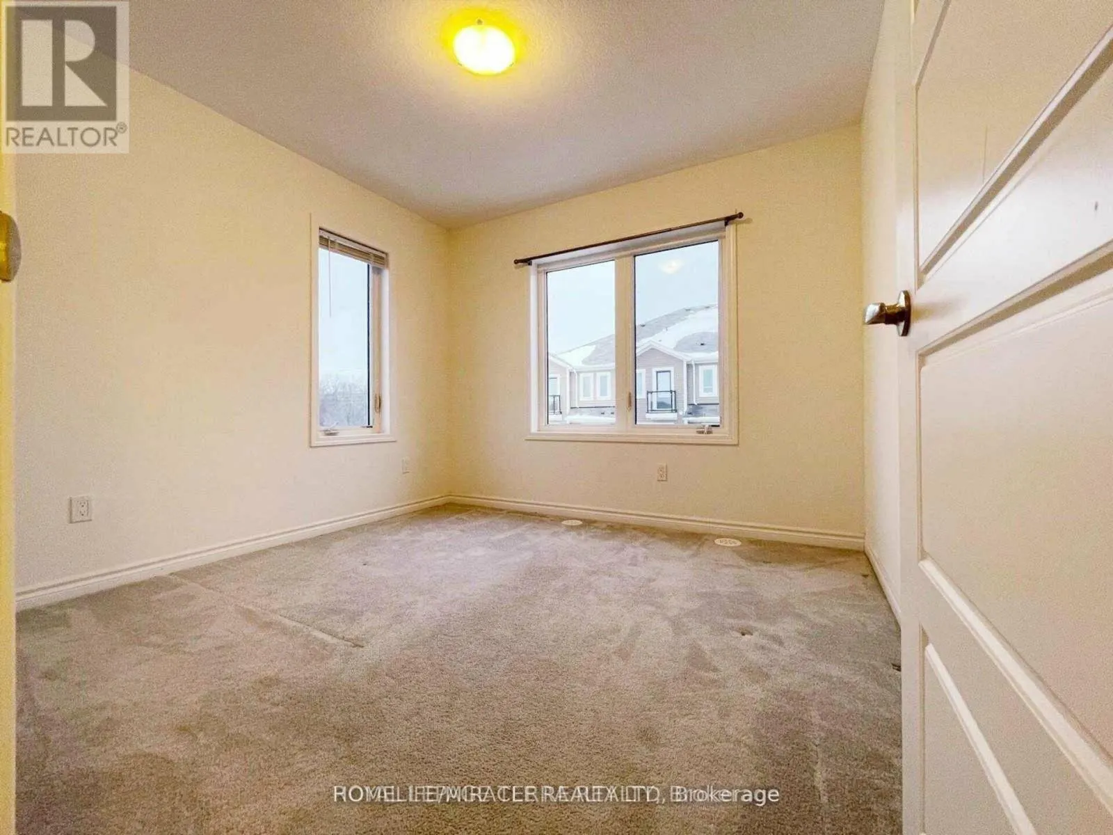 127 - 540 GOLDENROD LANE