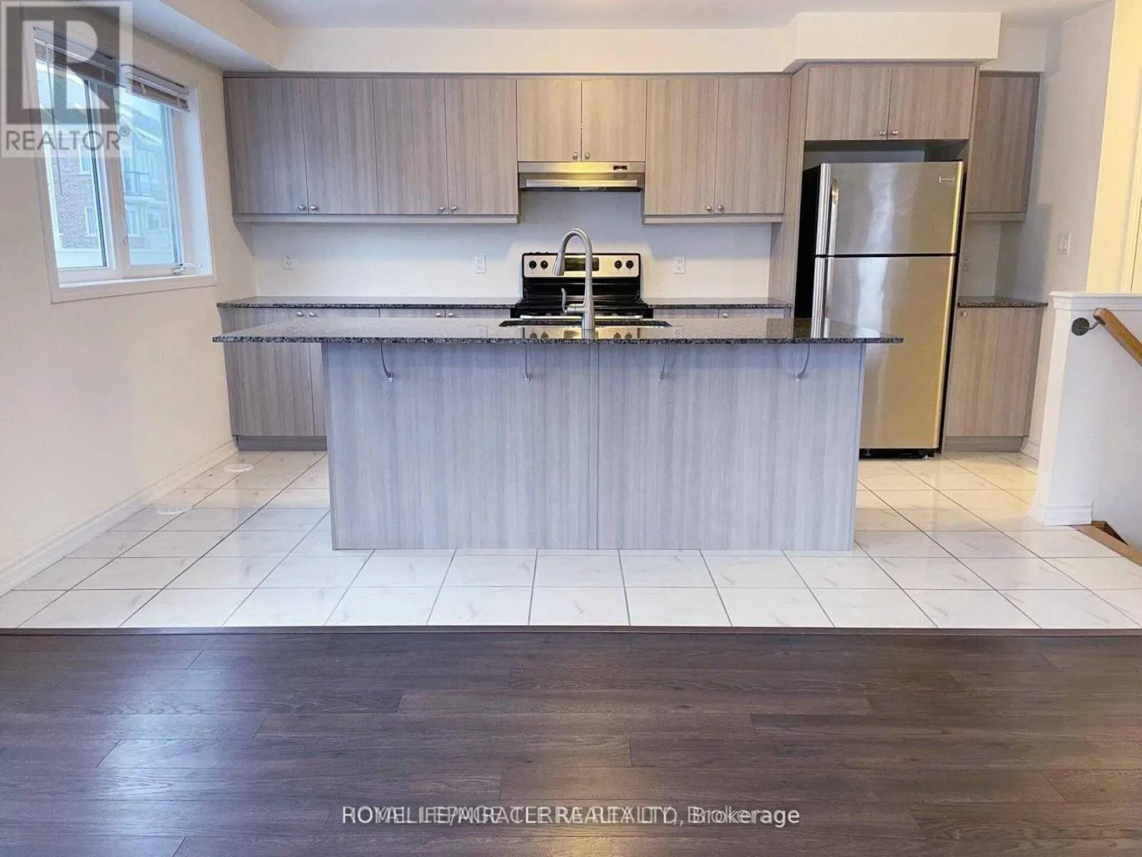127 - 540 GOLDENROD LANE