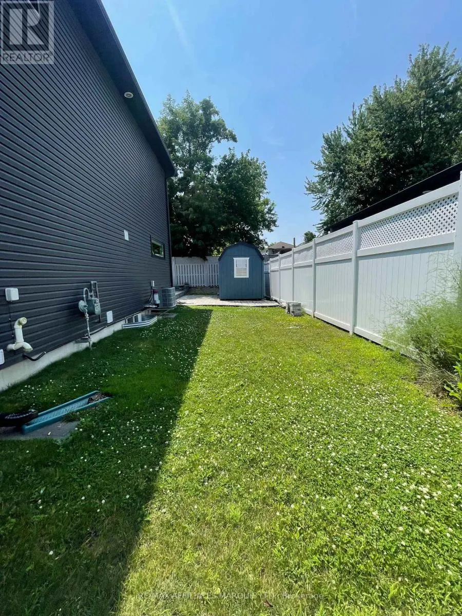 306 BELFORT CRESCENT