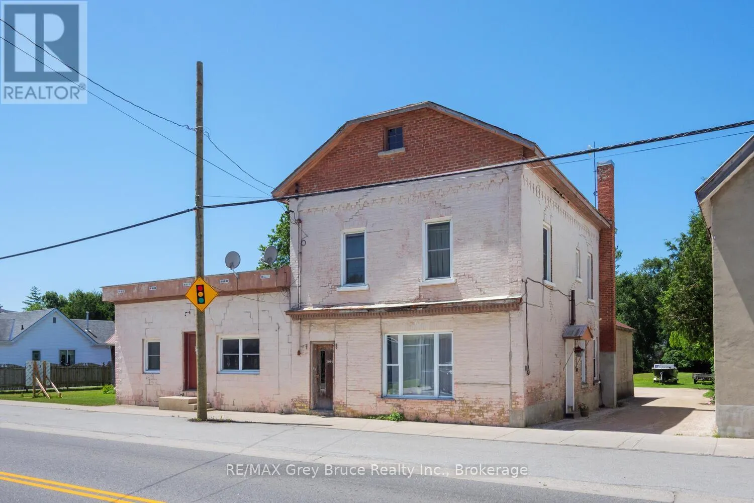 502 BRUCE STREET