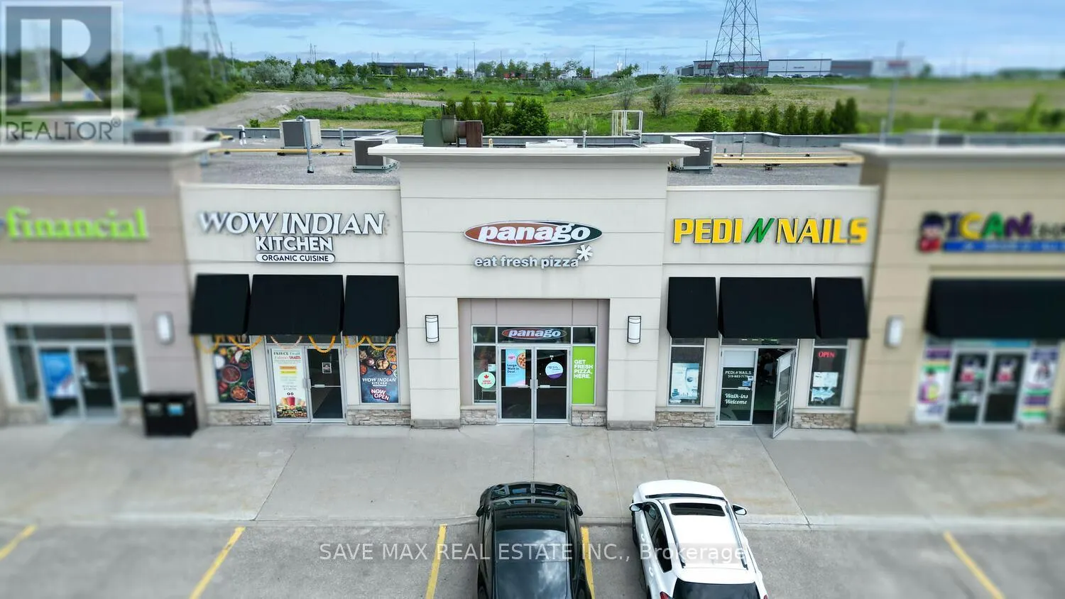 UNIT 9 - 668 ERB STREET W