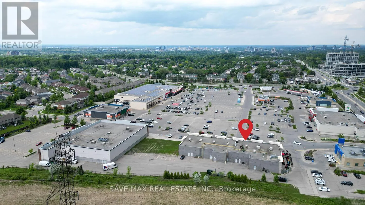 UNIT 9 - 668 ERB STREET W