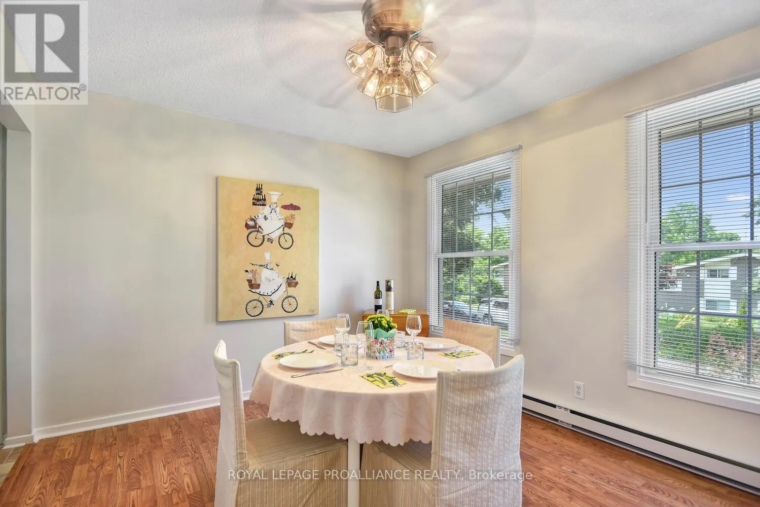 342 ABBOTT STREET W