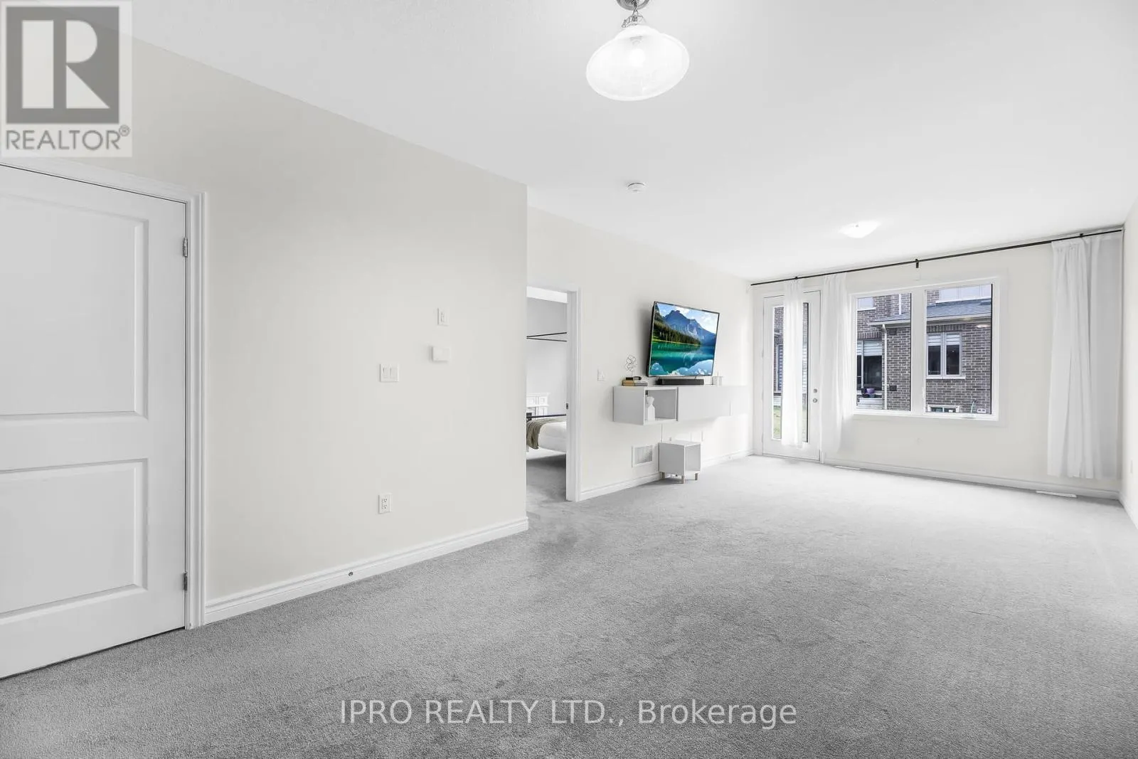 11 HARWOOD STREET