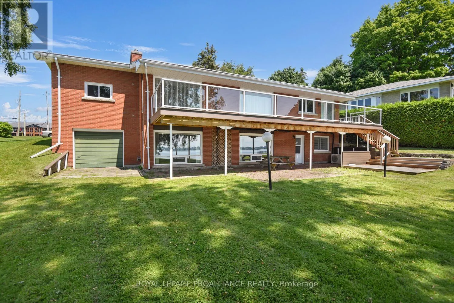 1675 COUNTY RD 2 ROAD W