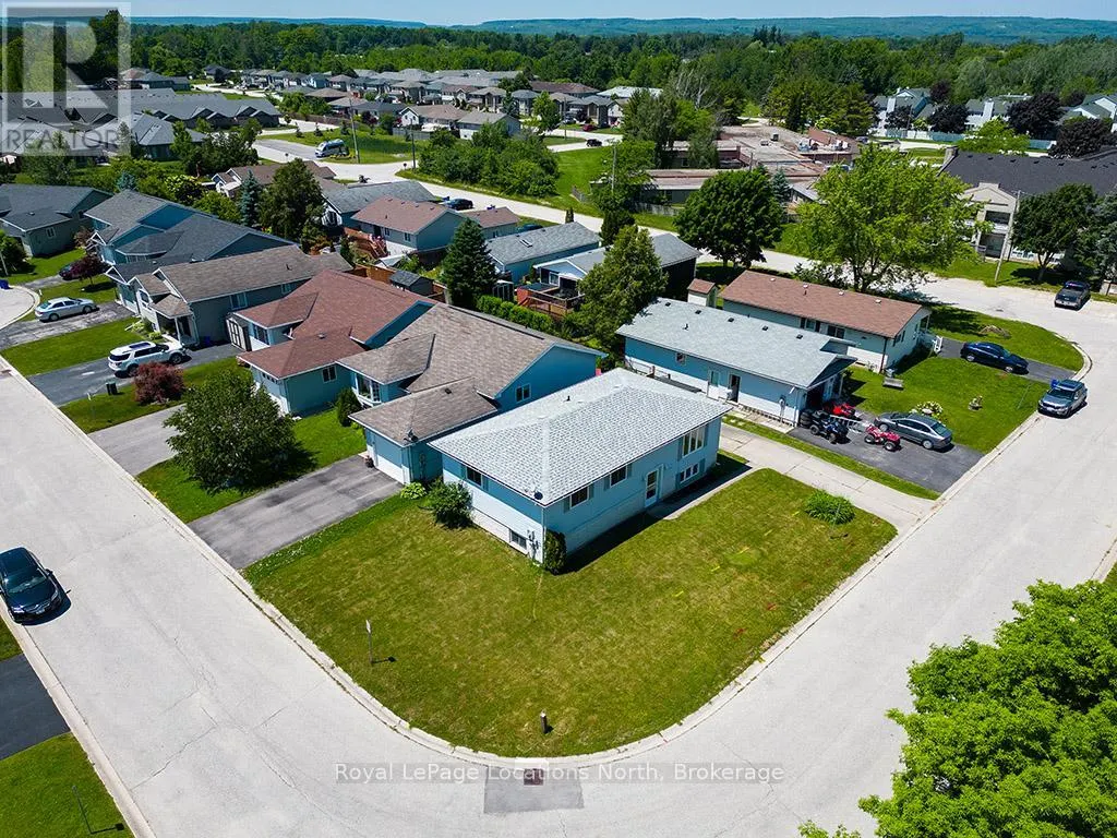 14 BIRCHWOOD COURT