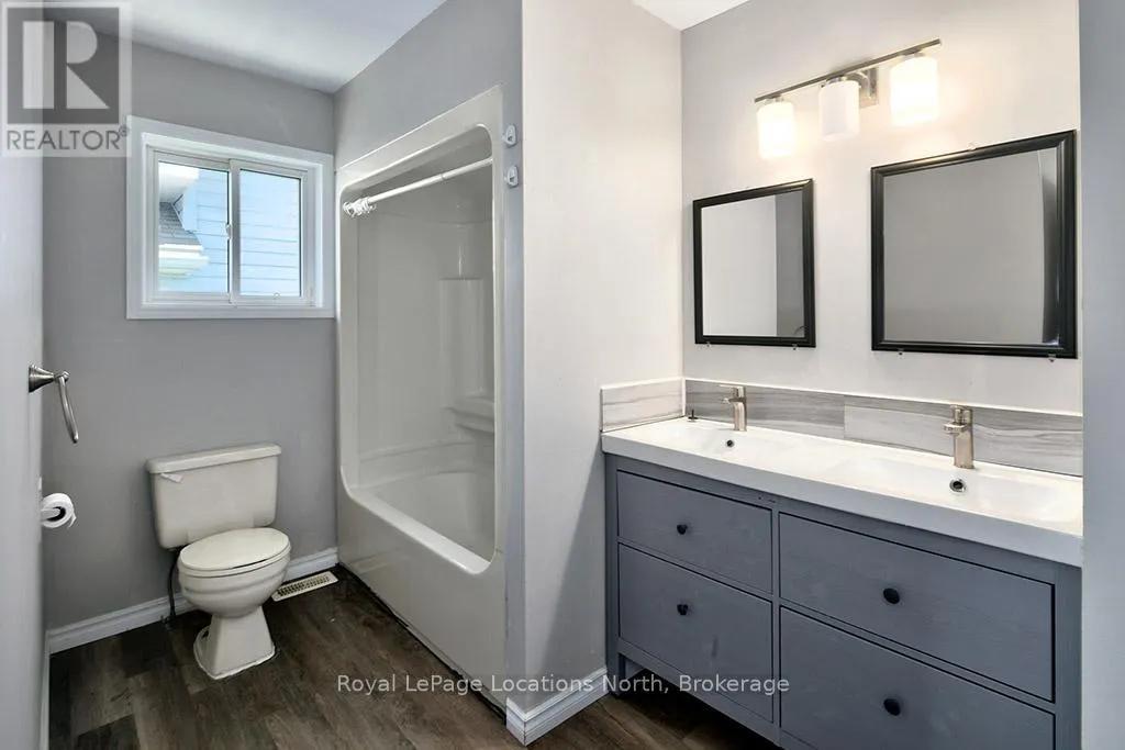 14 BIRCHWOOD COURT