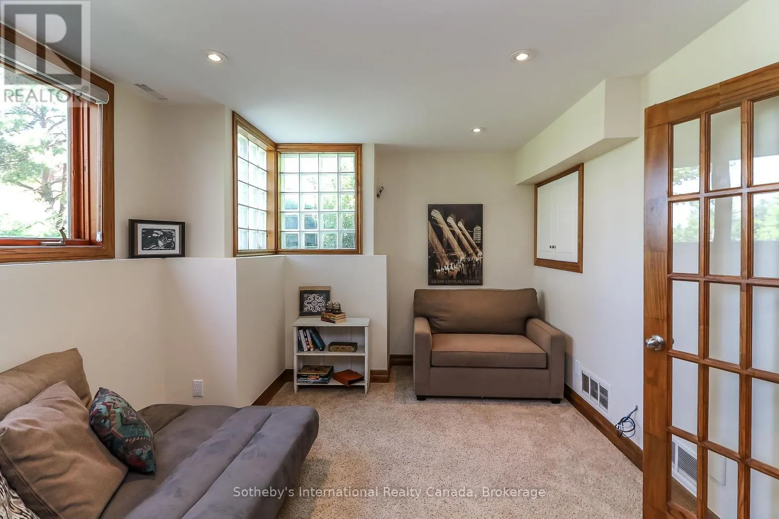 16 - 224 BLUESKI GEORGE CRESCENT, #16