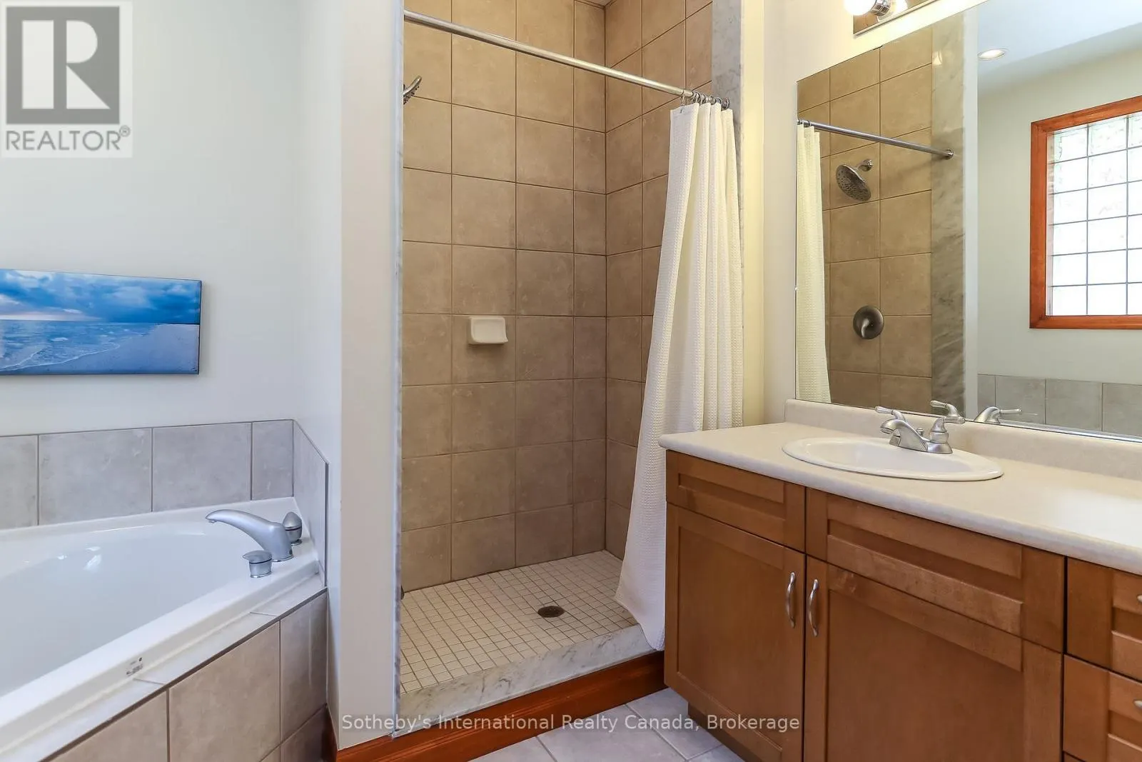16 - 224 BLUESKI GEORGE CRESCENT, #16