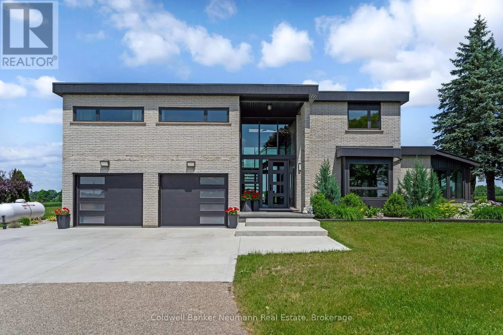 8312 WELLINGTON ROAD 124 ROAD