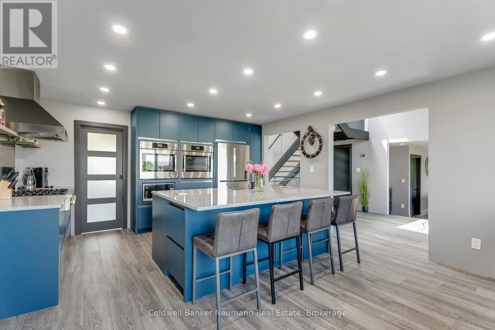 8312 WELLINGTON ROAD 124 ROAD