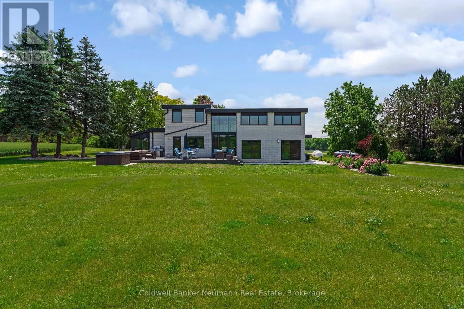 8312 WELLINGTON ROAD 124 ROAD