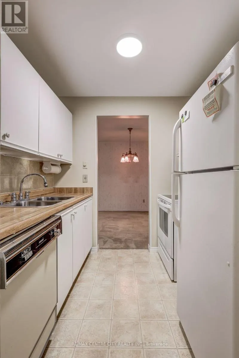 118 - 440 WELLINGTON STREET, #118