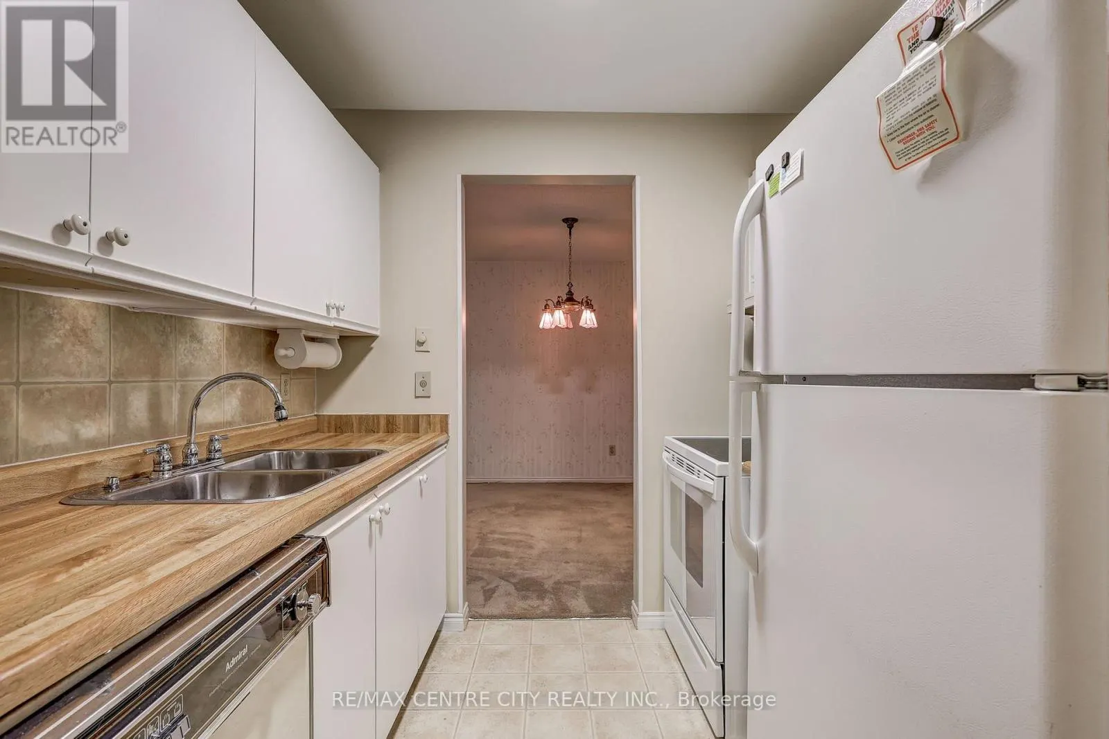 118 - 440 WELLINGTON STREET, #118