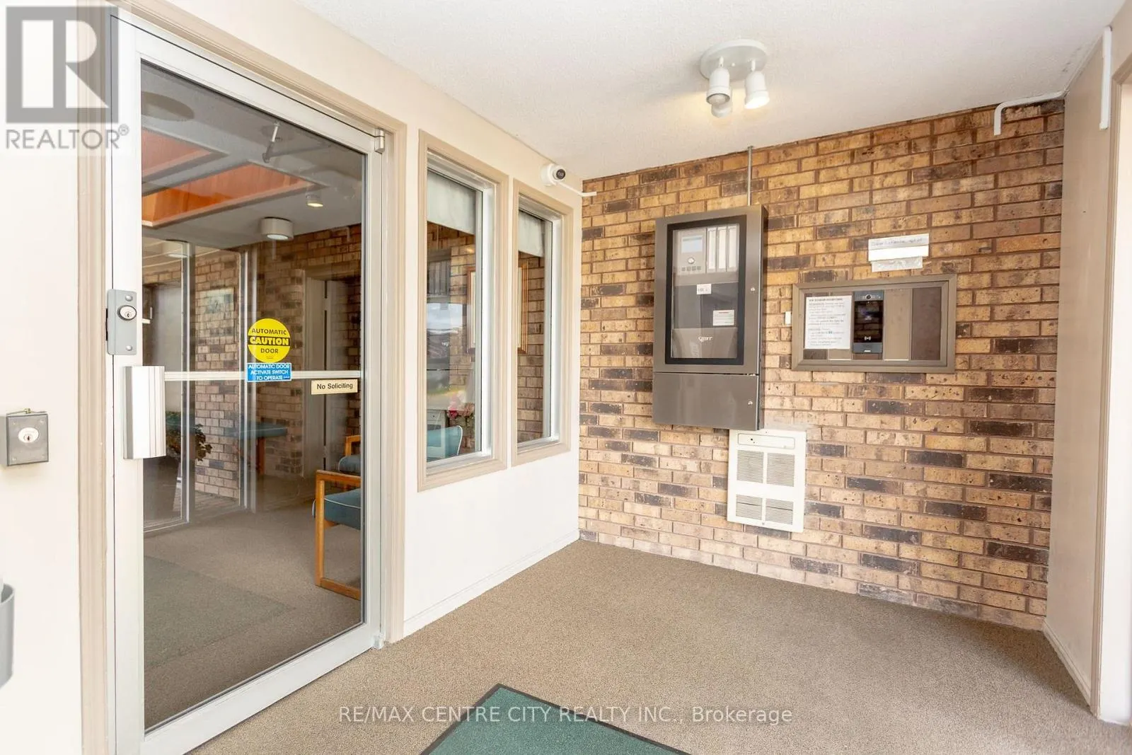 118 - 440 WELLINGTON STREET, #118