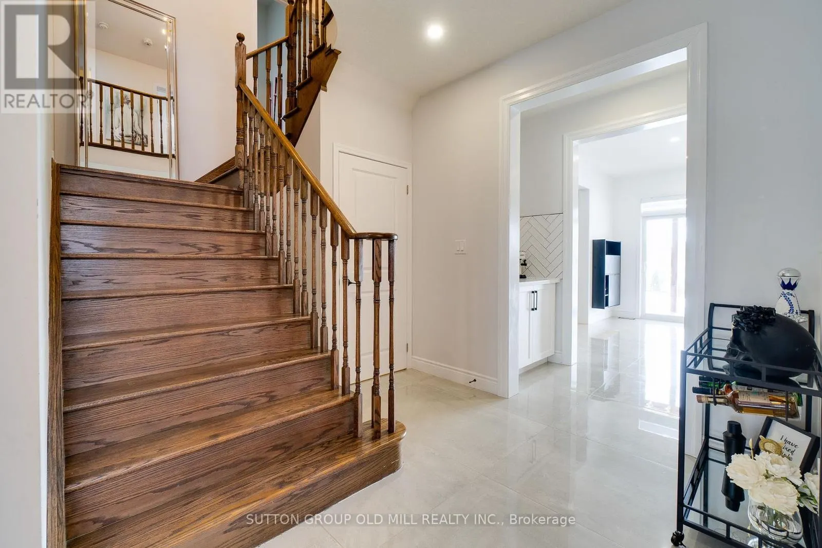 81 LARRY CRESCENT