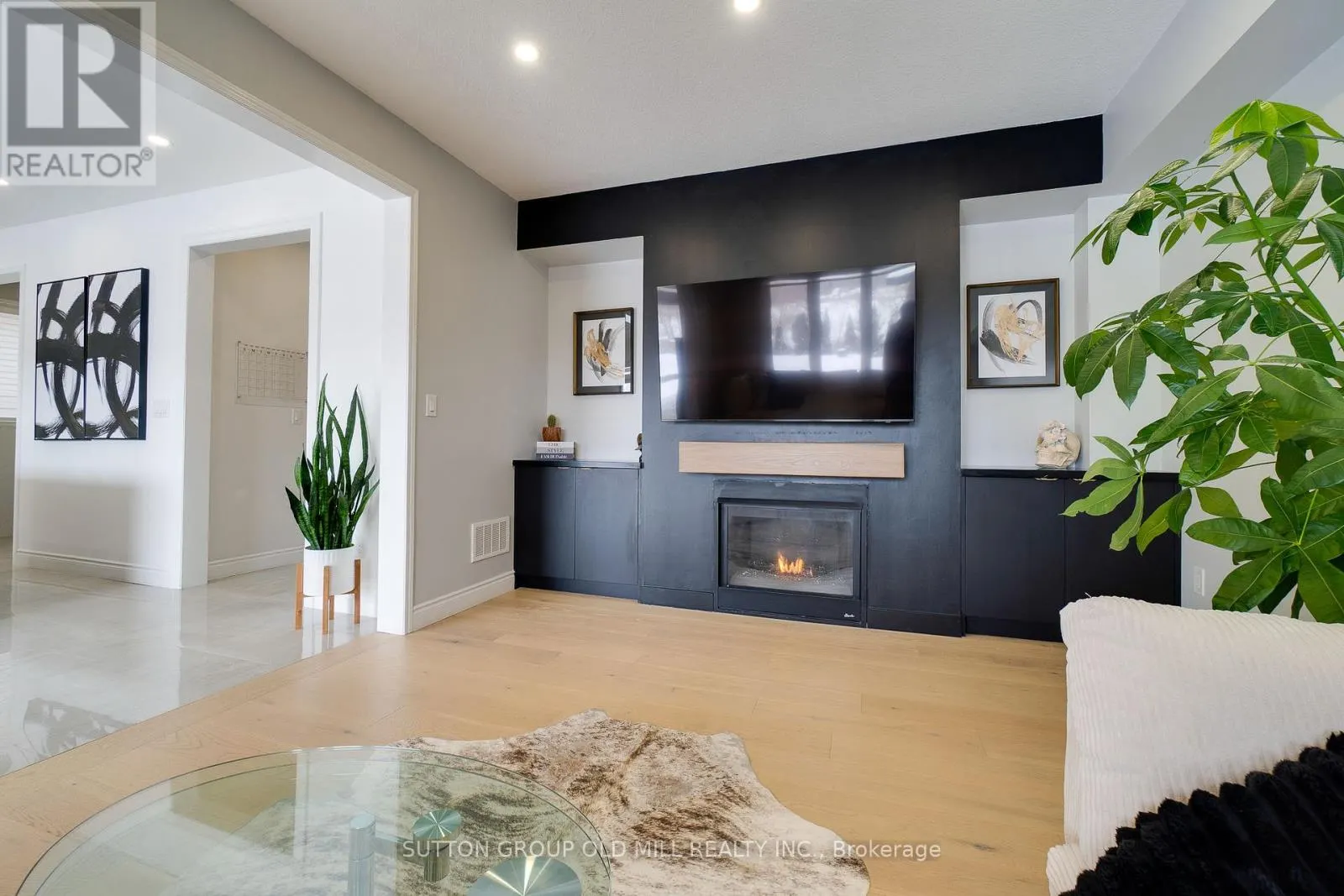 81 LARRY CRESCENT