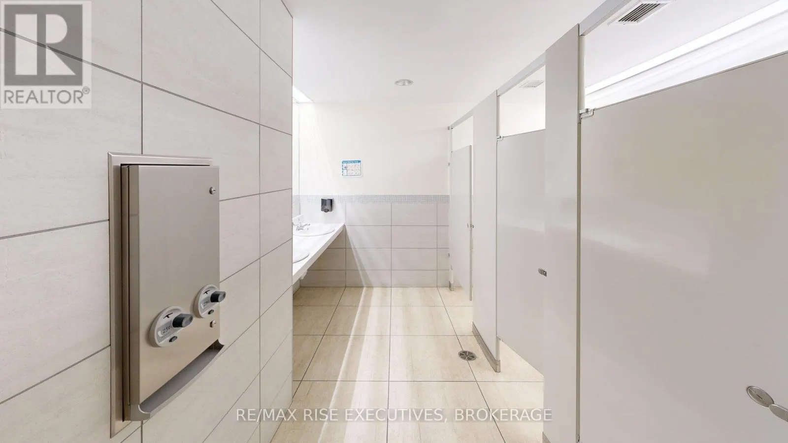 503 - 49 PLACE D' ARMES, #503