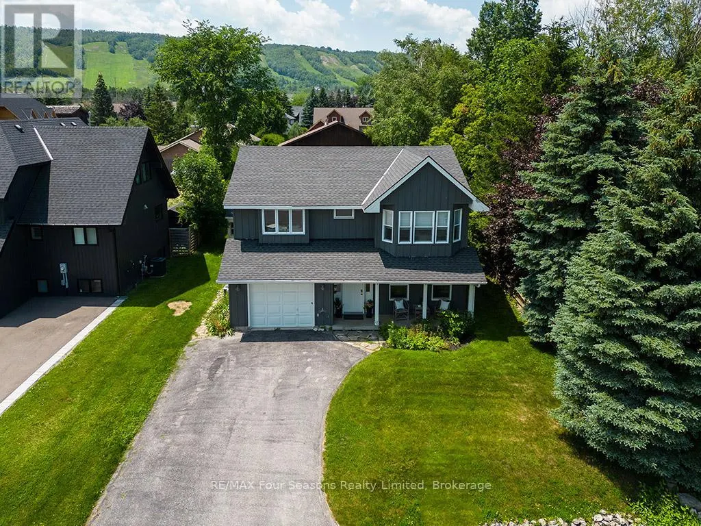 104 LAURIE'S COURT