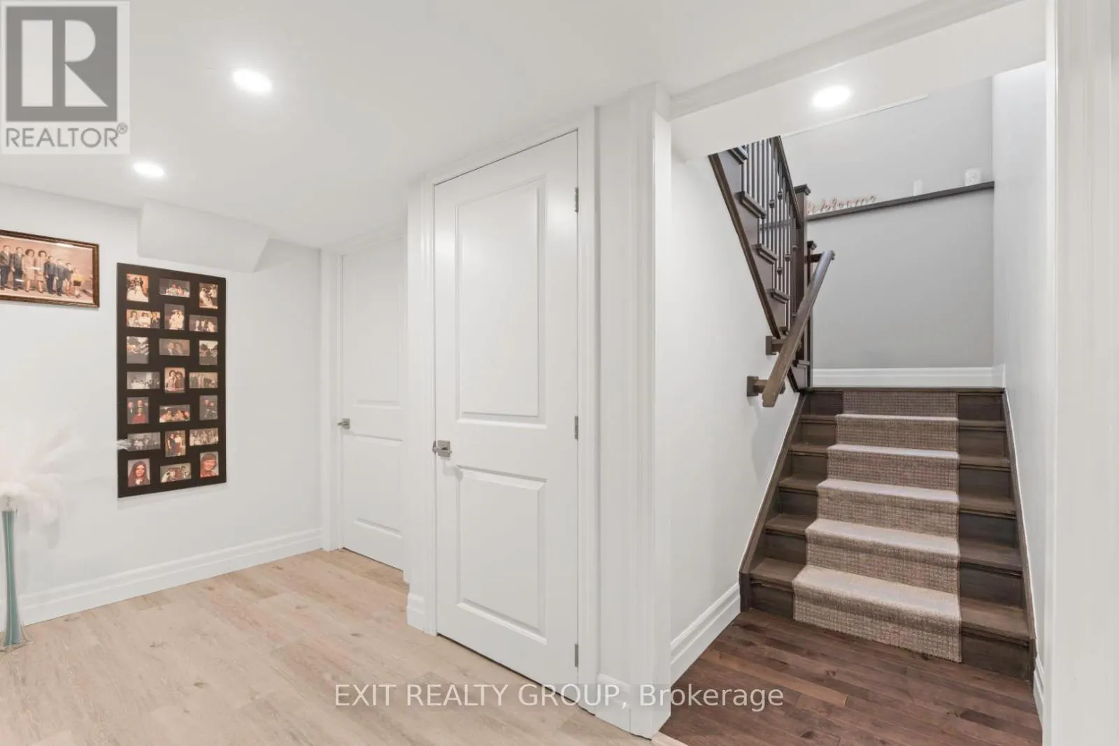86 ESSEX DRIVE