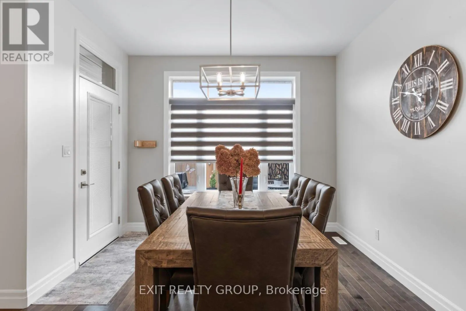 86 ESSEX DRIVE