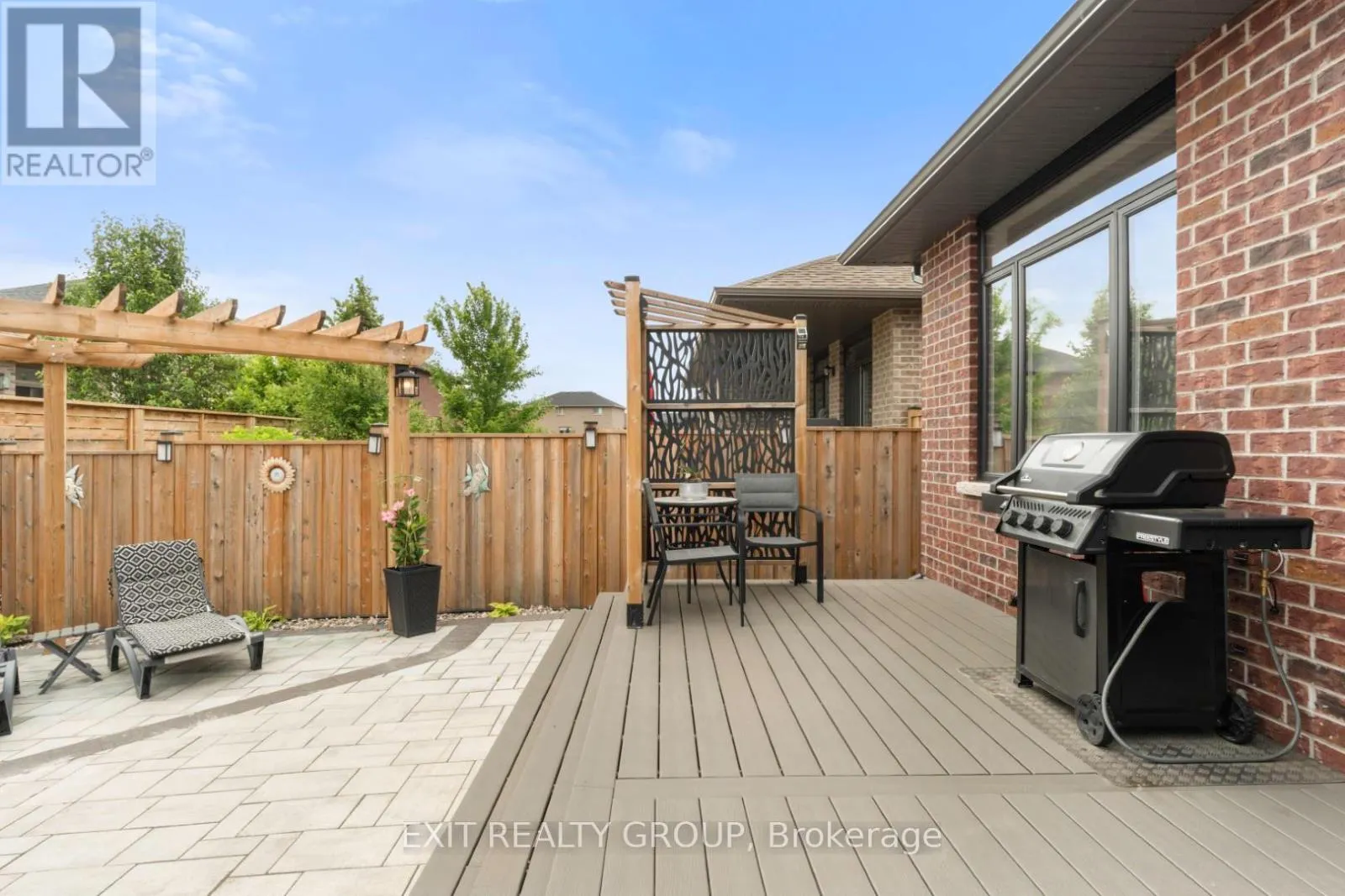 86 ESSEX DRIVE
