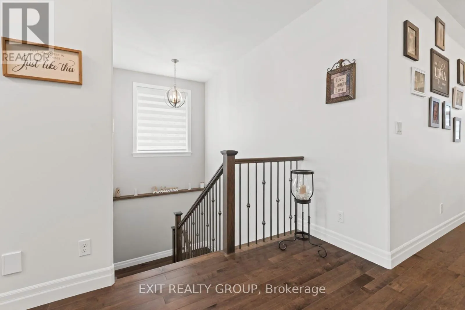 86 ESSEX DRIVE