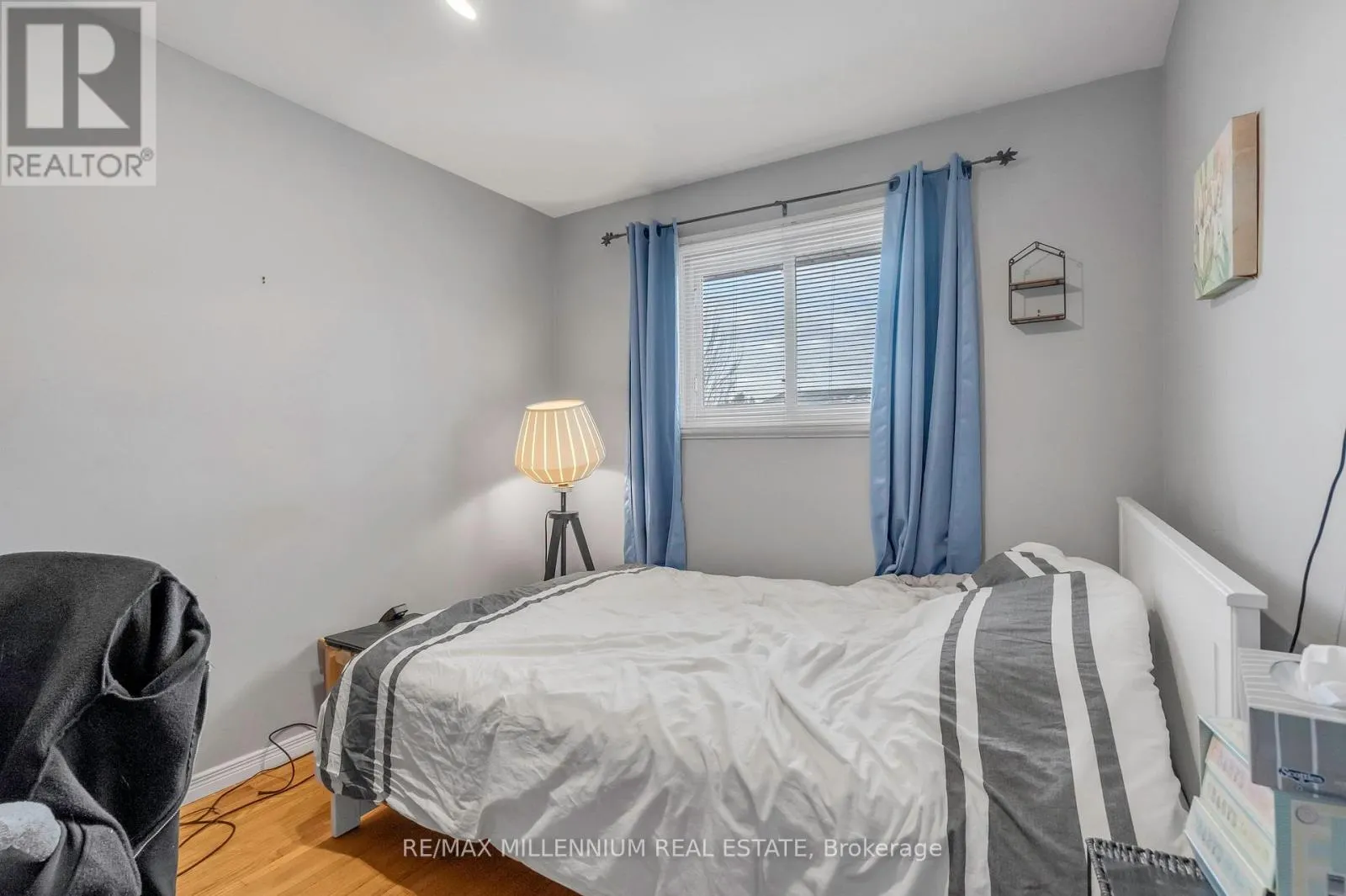MAIN - 398 KERMAN AVENUE