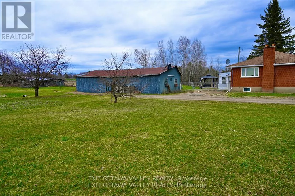 2047 LAPASSE ROAD