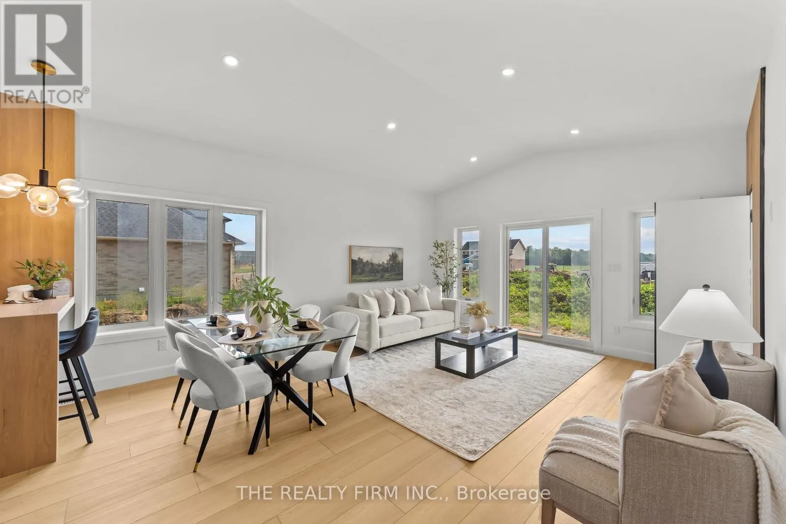 173 RENAISSANCE DRIVE NW