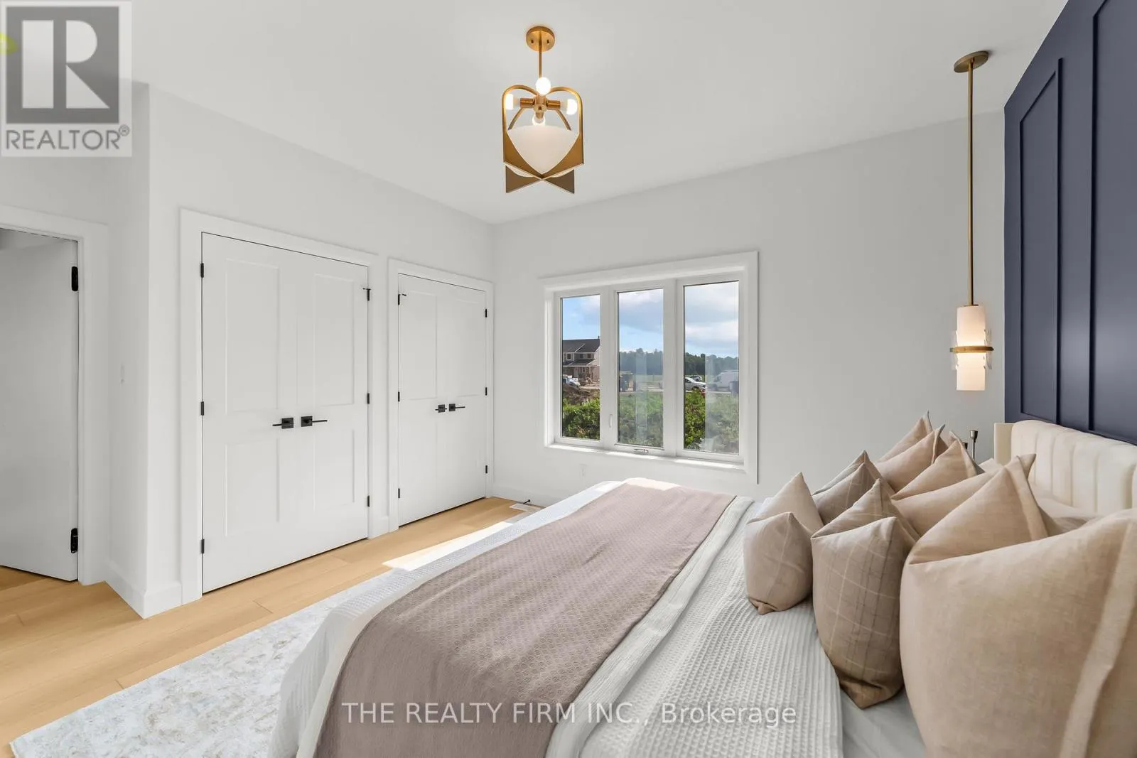 173 RENAISSANCE DRIVE NW