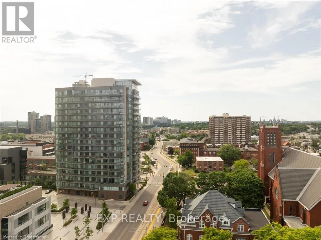 110 - 30 DUKE STREET W
