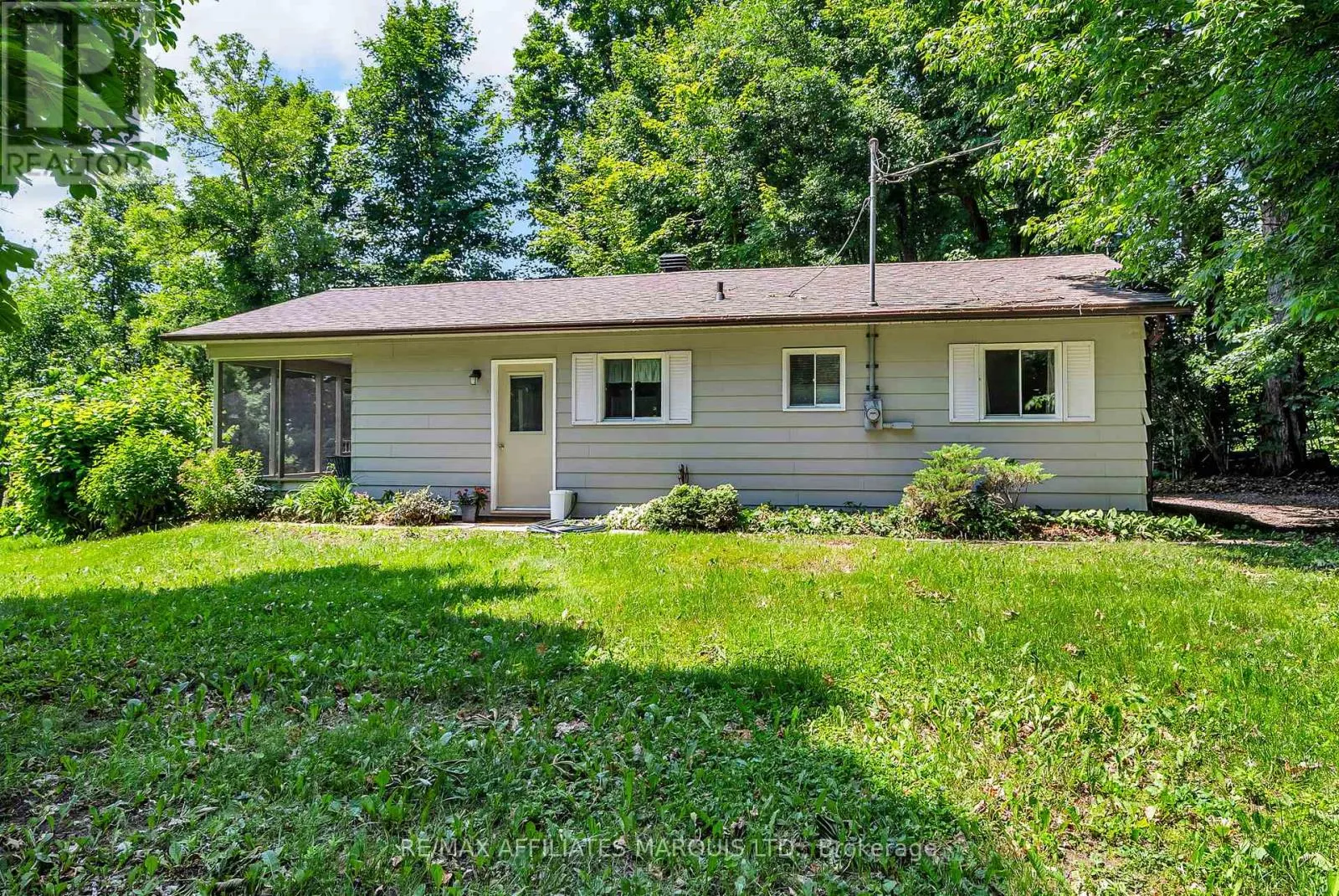 20824 SOUTH SERVICE ROAD