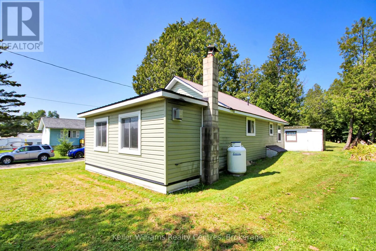 4 WOODSTOCK AVENUE