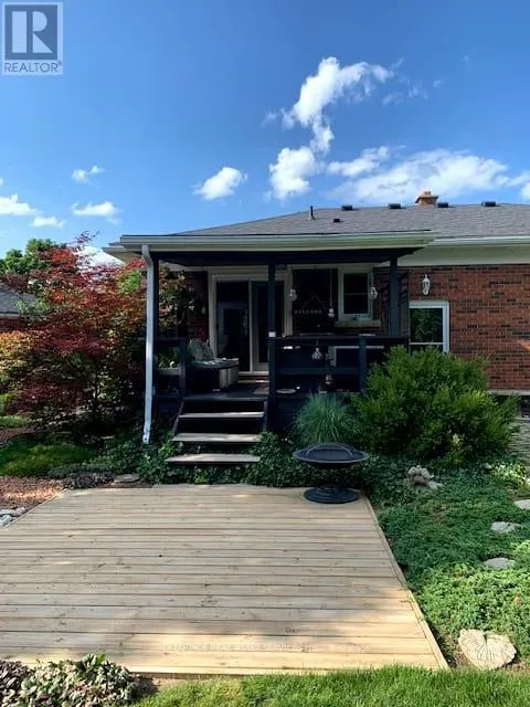 20 HILLIER CRESCENT