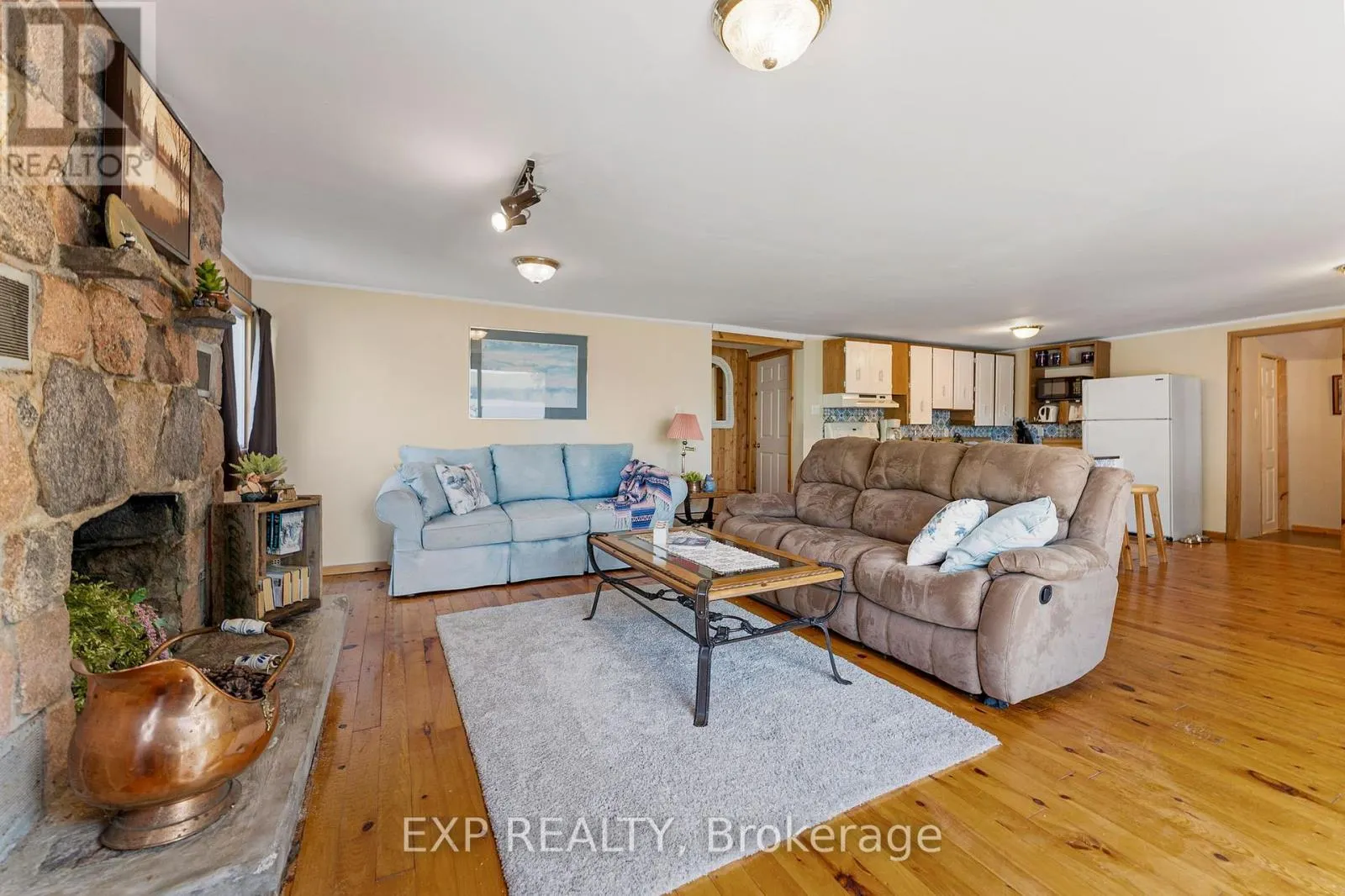 1128 KAMANISKEG LAKE ROAD