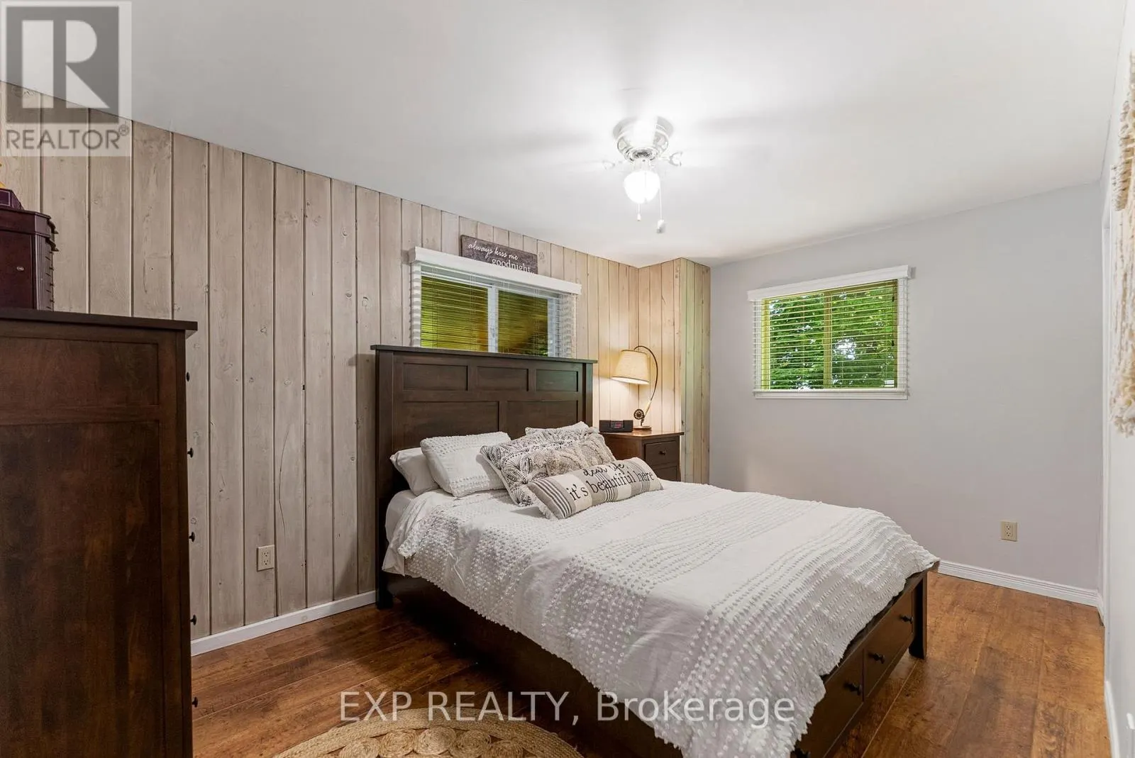 1128 KAMANISKEG LAKE ROAD