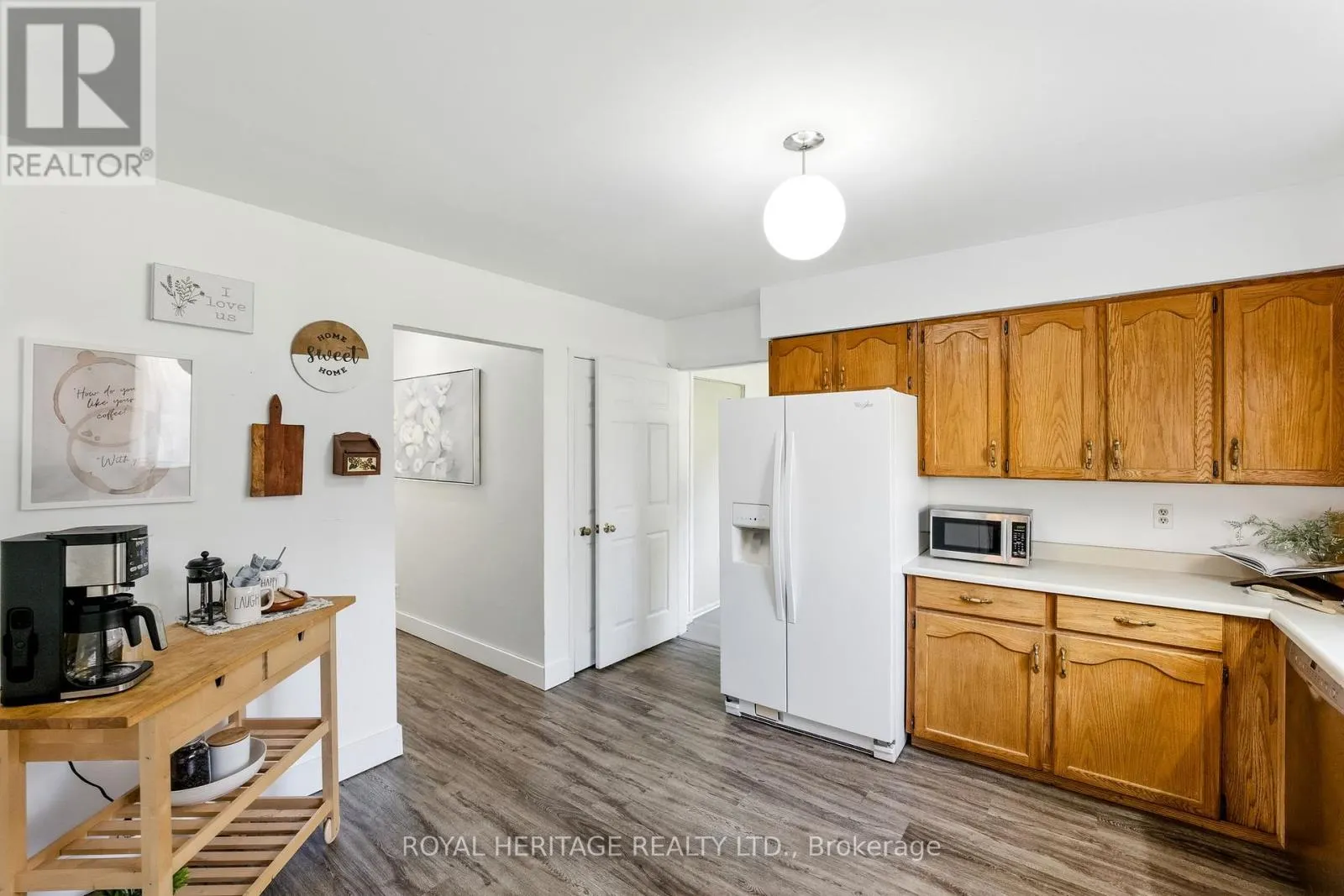 83 PINNACLE STREET N