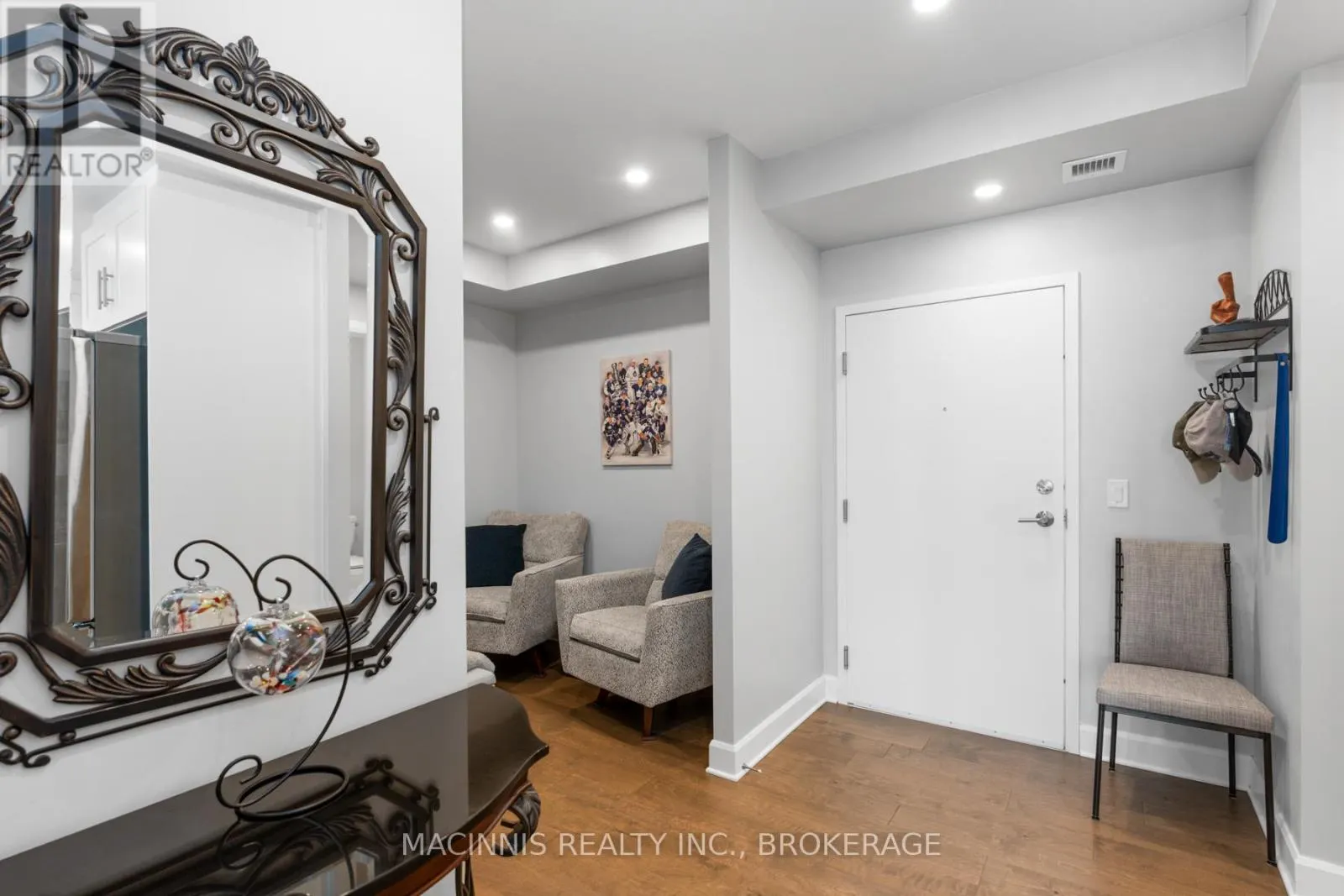 218 - 129 SOUTH STREET, #218