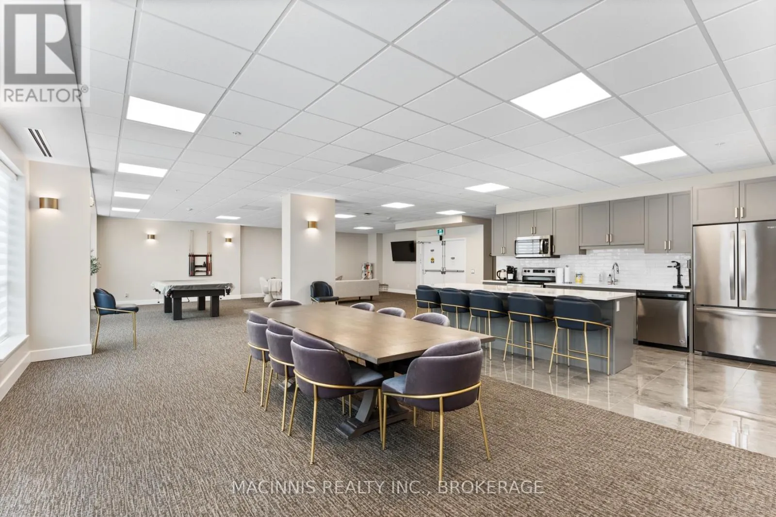 218 - 129 SOUTH STREET, #218